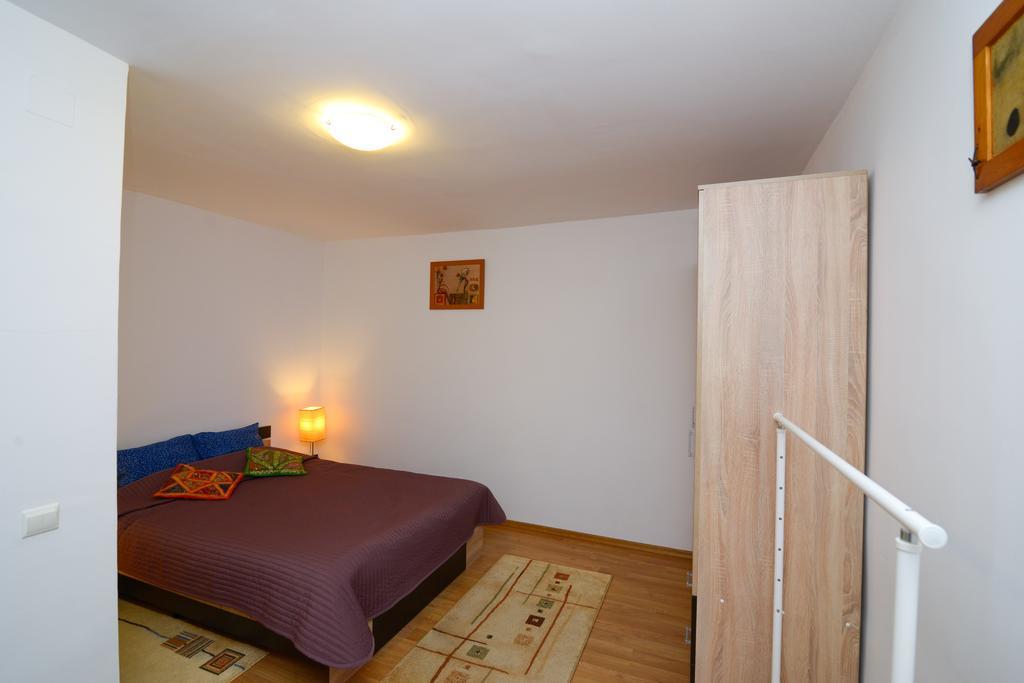 Otopeni Therme Airport Apartment Zimmer foto